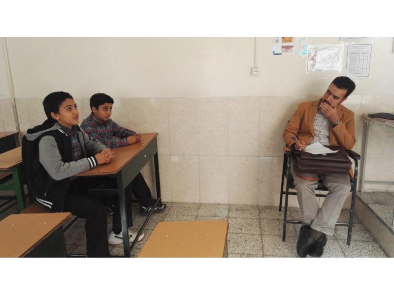 مسابقه حفظ حدیث و انشاء ویژه محرم به زبان انگلیسی به همت آقای امیریان